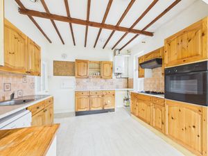 Kitchen- click for photo gallery